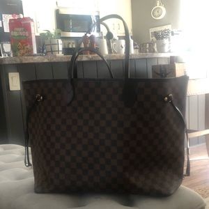 Not selling Neverfull gm